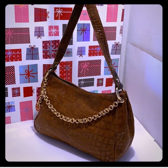 Perlina Croc Embossed Brown Leather Shoulder Bag - Picture 7 of 16